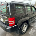 2009 Jeep Liberty 4WD Sport full