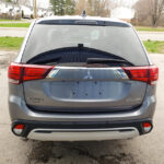 2019 Mitsubishi Outlander full