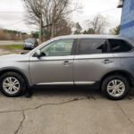 2019 Mitsubishi Outlander full