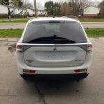 2014 Mitsubishi Outlander full