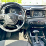 2019 Kia Sorento LX full