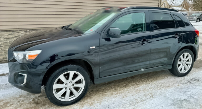 2015 Mitsubishi RVR