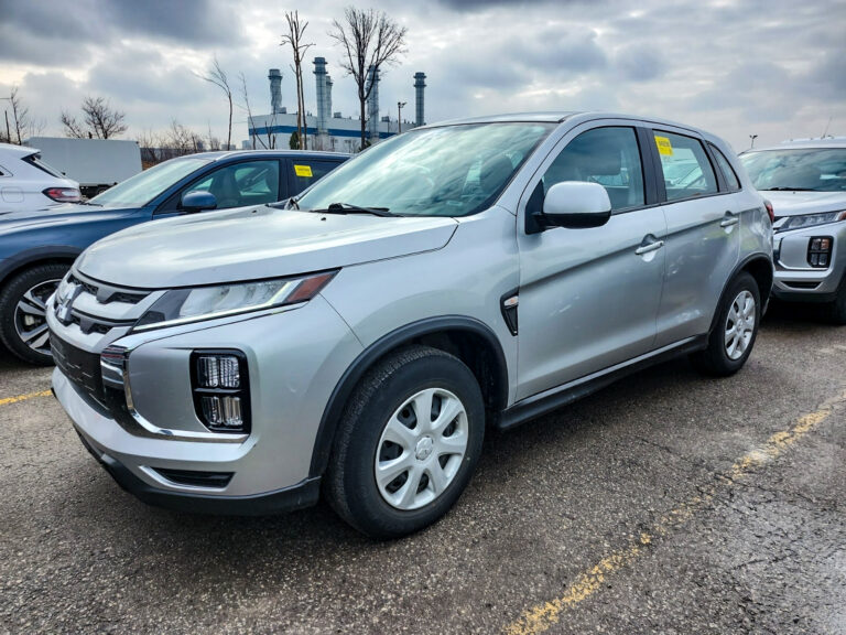 2021 Mitsubishi RVR