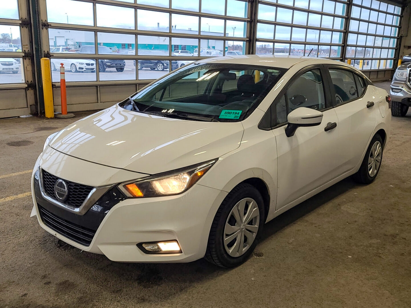 2021-Nissan-Versa