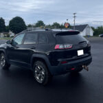 2019 Jeep Cherokee full