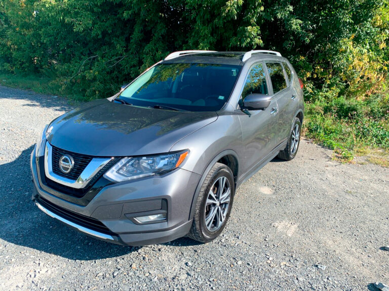 2020 Nissan Rogue SV