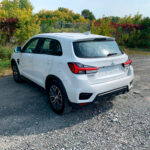 2020 Mitsubishi RVR SE full