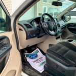 2017 Dodge Grand Caravan Crew full