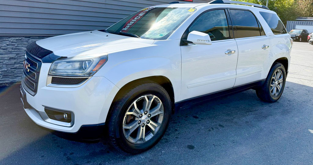 2016 GMC Acadia SLT – HEATED LEATHER – ROOF – CAM – NAV – REMOTE