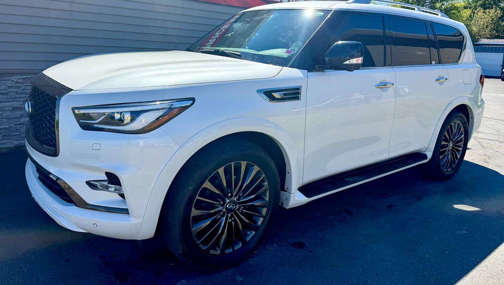 2023 Infiniti QX80 LUXE 7-Passenger
