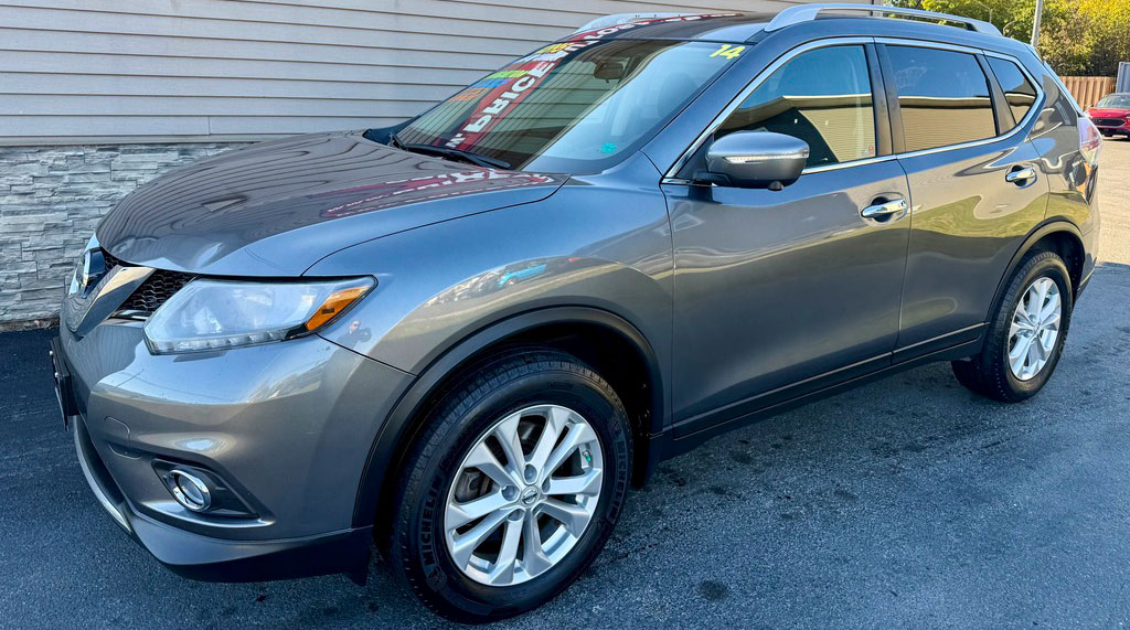 2014 Nissan Rogue AWD SV – HEATED SEATS – NAV – SUNROOF – BACKUP CAM
