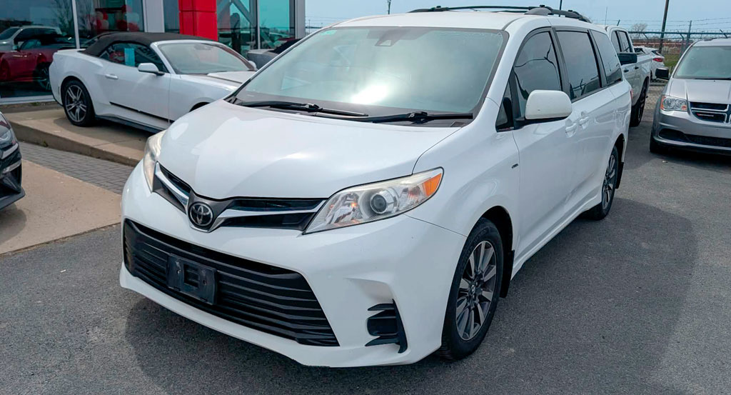 2018 Toyota Sienna LE 7-Passenger AWD