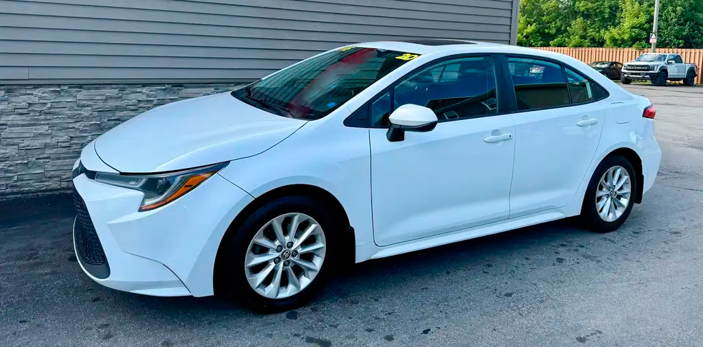 2020 Toyota Corolla LE CVT – HEATED SEATS – SUNROOF – BACKUP CAMERA