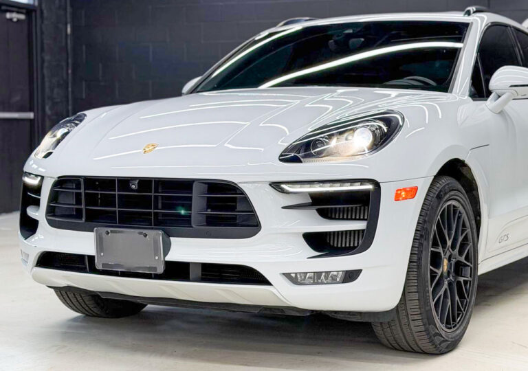 2017 Porsche Macan