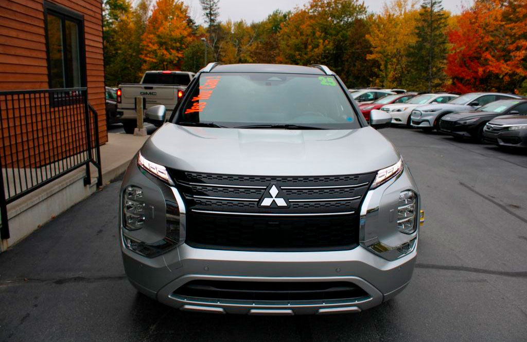 2025 Mitsubishi Outlander