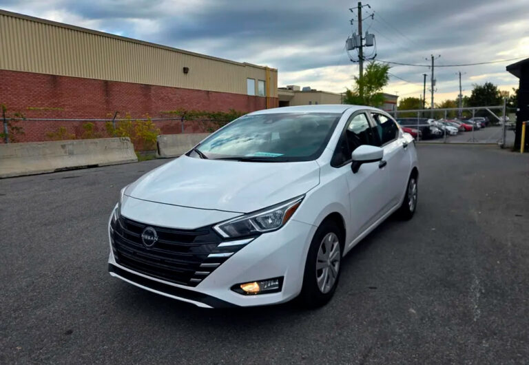 2024 Nissan Versa